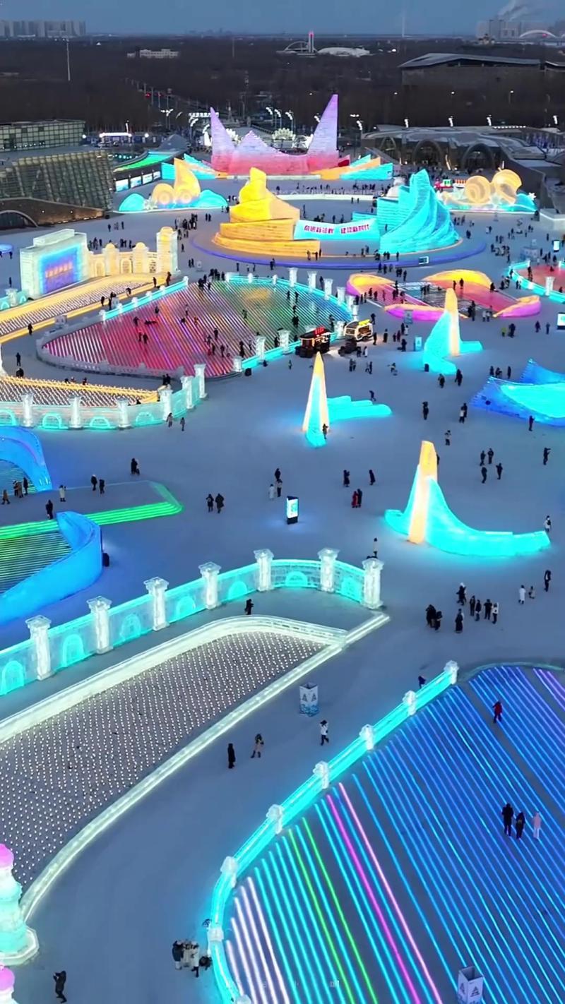 哈爾濱冰雪大世界完成20萬立方米存冰儲備-大智網匯